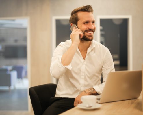 how to communicate with hiring managers